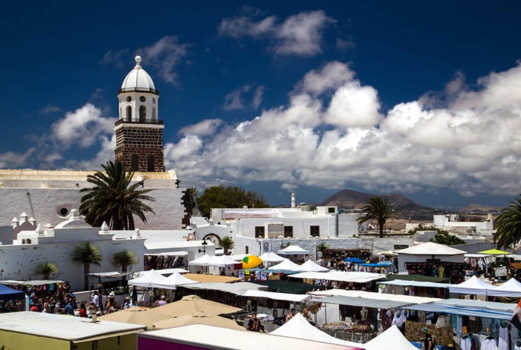 Excursiones para grupos Lanzarote, visita al Mercado de Teguise