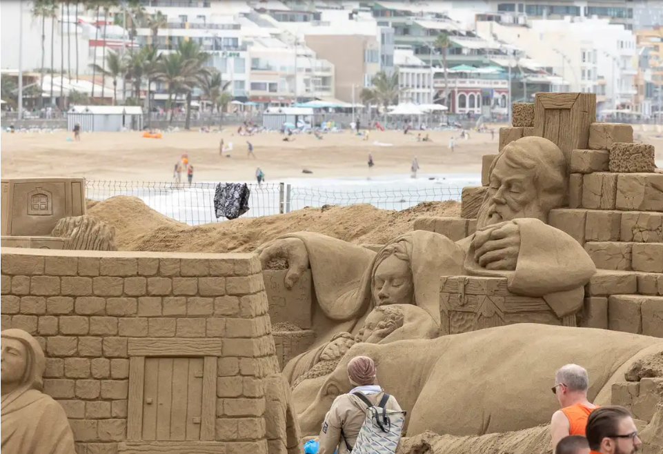 El Belén de Arena de Las Palmas de Gran Canaria clausura su 20ª edición